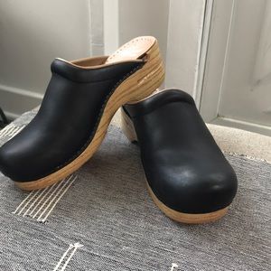 Black Leather Dansko Mules size 8/8.5